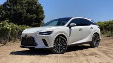 2024 Lexus RX 350h – Interior and Exterior