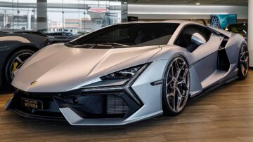 NEW Lamborghini Revuelto (2026) – Interior and Exterior Walkaround